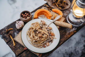 Squash Pasta med Miso kantareller