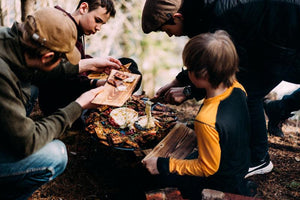 Bakad brie på stekhäll - med bresola och friterat tunnbröd